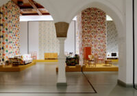 Arkkitehti-muotoilija Josef Frankin suunnitelemia tapetteja seinillä
Designmuseossa.
Kuvaaja Katja Hagelstam